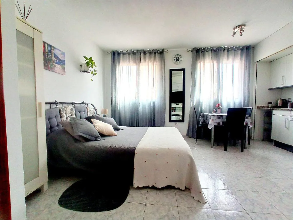 Estudio Paz Lloret de Mar Apartment